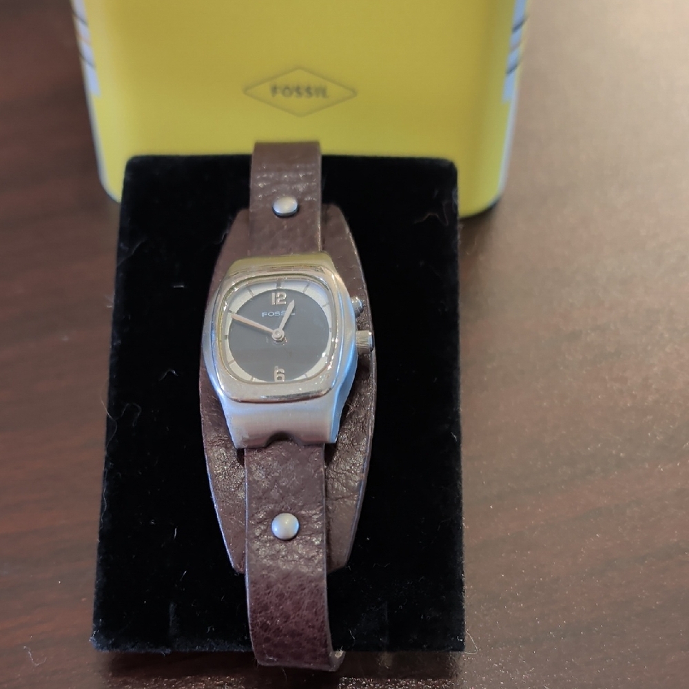 Fossil Silver and Brown Leather Smartwatch